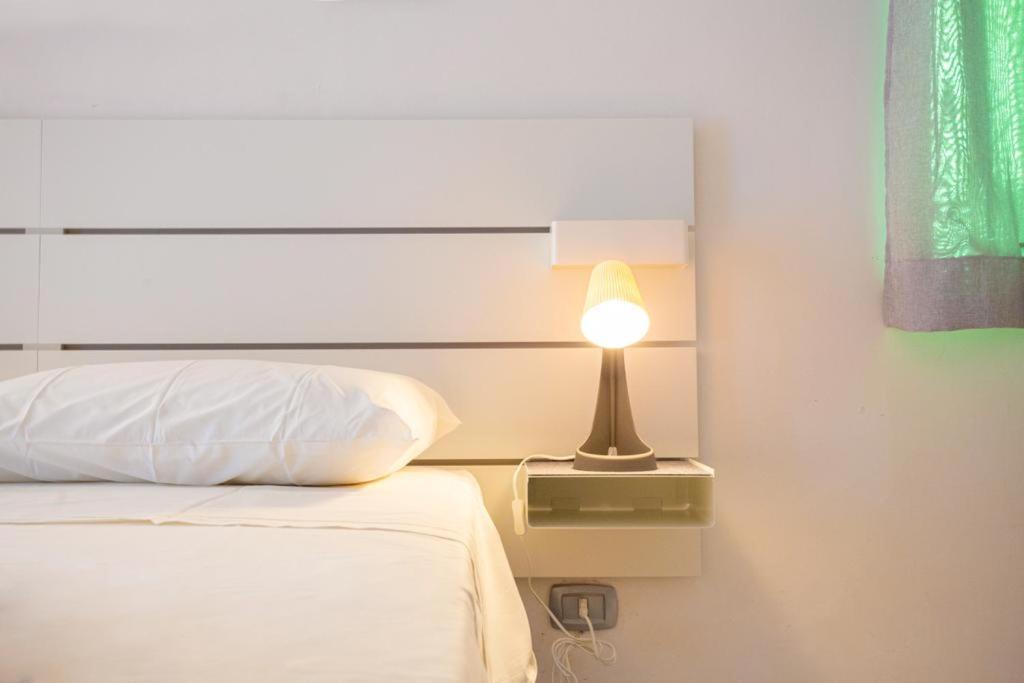 Villa Rosa Rooms อีสเกีย ภายนอก รูปภาพ