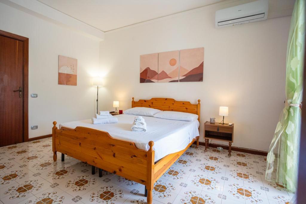 Villa Rosa Rooms อีสเกีย ภายนอก รูปภาพ